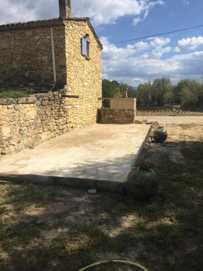Holiday home Cabanon De Charme En Plein Coeur Des Vignes Pertuis